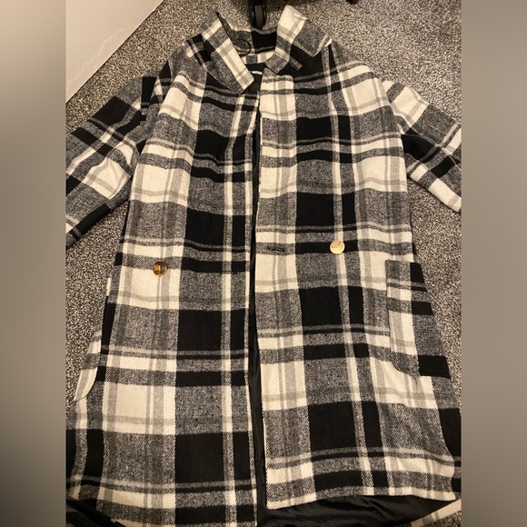 Plaid trench coat - Picture 8 of 10